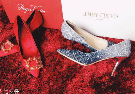 婚鞋要準(zhǔn)備幾雙？結(jié)婚要幾雙婚鞋？