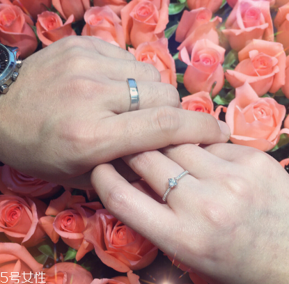 婚戒一般什么時候買？婚戒提前多長時間買？