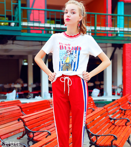 圓臉適合什么t恤？圓臉穿什么t恤好看？