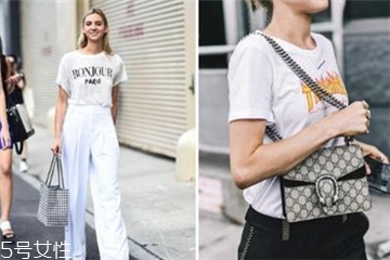 夏天白色t恤怎么搭配？夏季白t搭配竅門