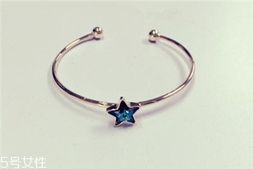 阿吉豆戒指一般多少錢？阿吉豆戒指正品價(jià)格