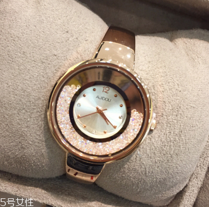 阿吉豆手表多少錢？阿吉豆手表什么價位？