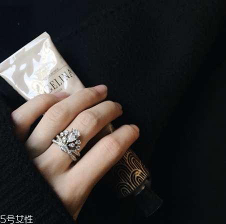 鉆戒可以換黃金嗎？鉆戒能換成黃金戒指嗎？