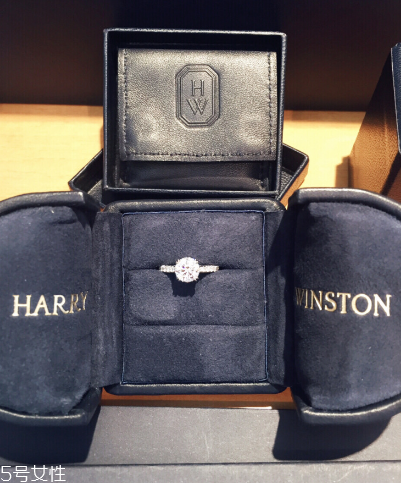 鉆戒可以換戒托嗎？鉆戒的戒托能換嗎？