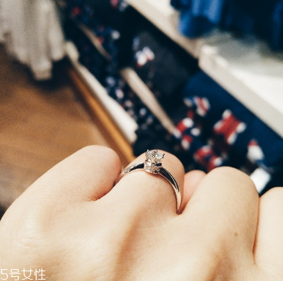 鉆戒圈口大了怎么辦？鉆戒大了怎么改??？