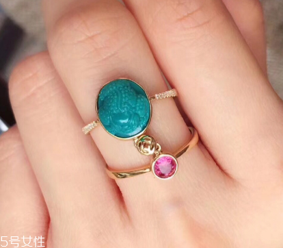 綠松石戒指一般多少錢(qián)？綠松石戒指價(jià)格