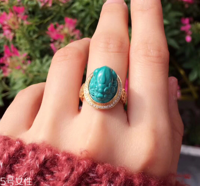 綠松石戒指可以碰水嗎？綠松石戒指沾水有影響嗎？