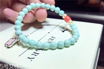 綠松石手串戴哪只手？綠松石手鏈戴左手還是右手？