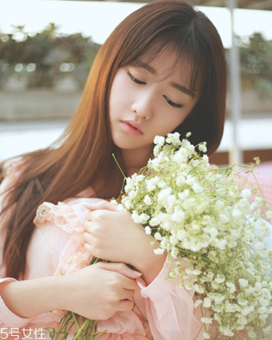 皮膚黃適合什么發(fā)色 皮膚黃染發(fā)染什么顏色 皮膚黃適合什么發(fā)色 皮膚黃染發(fā)染什么顏色