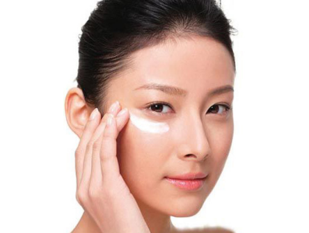 眼霜分年齡嗎？眼霜使用分年齡段嗎？