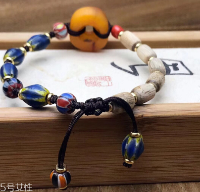 沉香手串是什么味道？沉香手串正品味道是什么樣的？