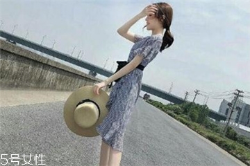 不會搭配衣服怎么辦？女生不會搭配怎么解決？