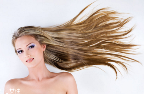 夏天頭發(fā)長(zhǎng)得快嗎 為什么夏天頭發(fā)長(zhǎng)得快 夏天頭發(fā)長(zhǎng)得快嗎 為什么夏天頭發(fā)長(zhǎng)得快