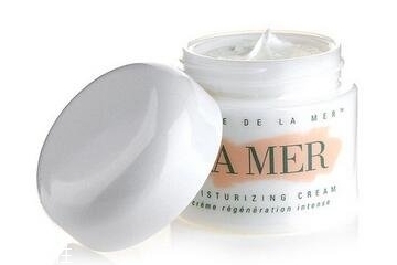 面霜晚上涂睡覺可以嗎？晚上涂面霜對皮膚好嗎？