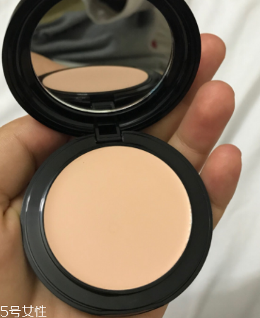 zfc粉底膏傷皮膚嗎？zfc粉底膏好用嗎？
