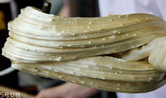 姜糖和紅糖的區(qū)別 姜糖和紅糖哪個(gè)好？