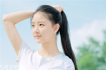 夏天頭發(fā)長(zhǎng)得快嗎 為什么夏天頭發(fā)長(zhǎng)得快 夏天頭發(fā)長(zhǎng)得快嗎 為什么夏天頭發(fā)長(zhǎng)得快