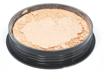 散粉結(jié)塊后還能用嗎 散粉結(jié)塊后怎么用 散粉結(jié)塊后還能用嗎 散粉結(jié)塊后怎么用