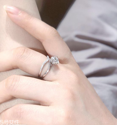 鉆戒是750好還是950好？鉆戒買(mǎi)750還是950好？