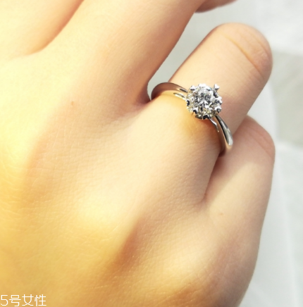 鉆戒上的鉆石掉了怎么辦？鉆戒的鉆掉了怎么處理？