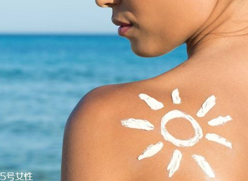 防曬霜為什么會(huì)變成水？防曬霜變成水還能用嗎？