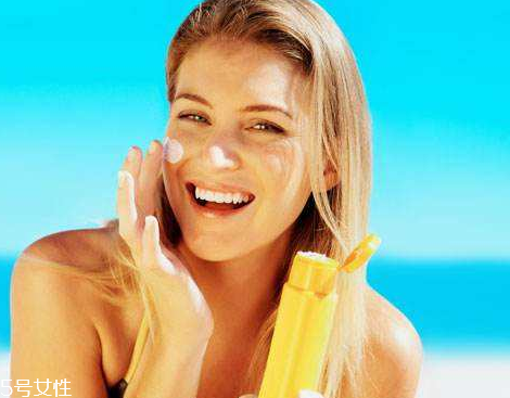 防曬霜提前多長時間涂？防曬霜提前多久擦？