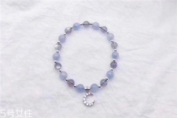 月光石是幾月生辰石？月光石適合幾月出生的？