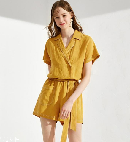 夏天穿什么連體褲好看？夏天適合穿什么連體褲？