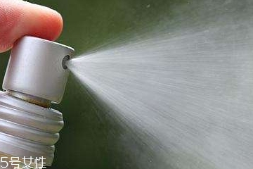 防曬噴霧是最后用嗎？防曬噴霧化完妝用嗎？