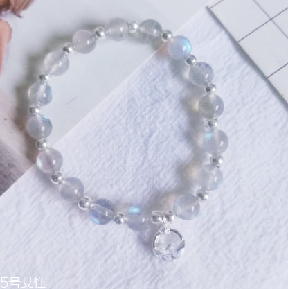 月光石有收藏價值嗎？月光石值得收藏嗎？