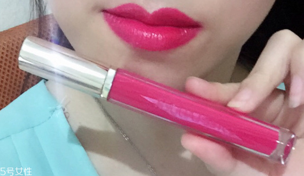 雅詩蘭黛戀愛唇釉有幾種質地 雅詩蘭黛戀愛唇釉試色