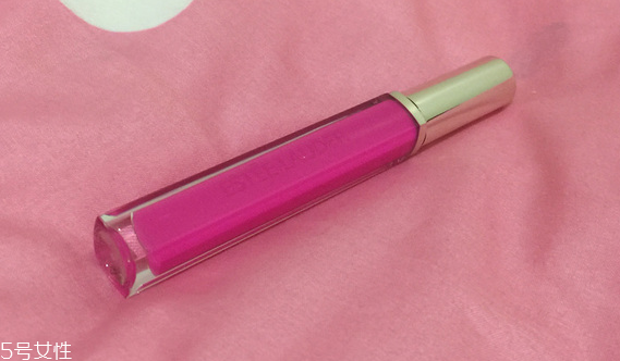 雅詩蘭黛戀愛唇釉有幾種質地 雅詩蘭黛戀愛唇釉試色