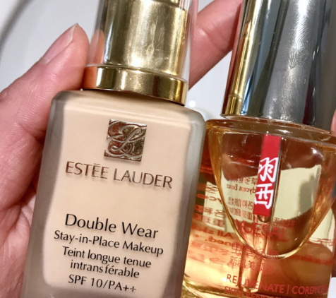 羽西粉底液和雅詩蘭黛粉底液哪個好 羽西粉底液和雅詩蘭黛粉底液哪個好