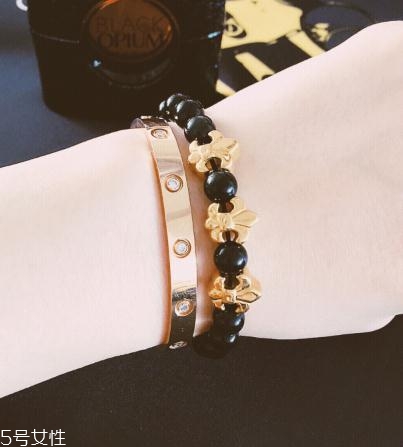 黑曜石手鏈怎么清洗？黑曜石手鏈清洗方法