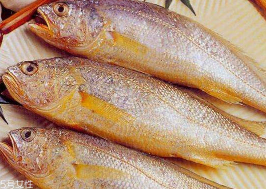 黃花魚去鱗嗎？黃花魚去內(nèi)臟嗎？