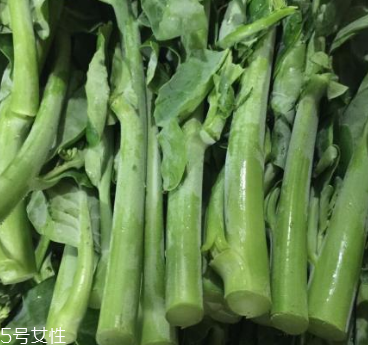 芥蘭能炒牛肉嗎？芥蘭炒牛肉的做法