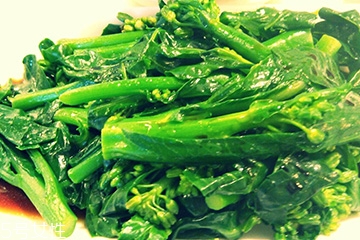 芥蘭可以和什么一起吃？芥蘭可以和豬心一起吃嗎？