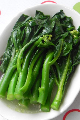 芥蘭可以和什么一起吃？芥蘭可以和豬心一起吃嗎？