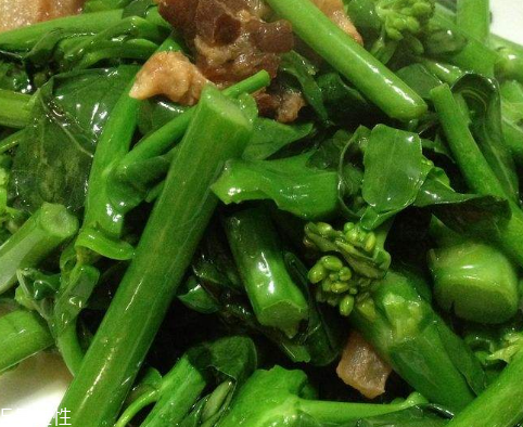 芥蘭和油菜花的區(qū)別 怎么區(qū)別芥蘭和油菜花 芥蘭和油菜花的區(qū)別 怎么區(qū)別芥蘭和油菜花