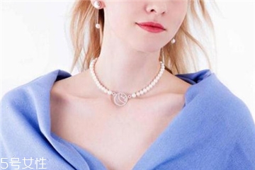 今年流行什么鎖骨鏈？鎖骨鏈流行什么款式？