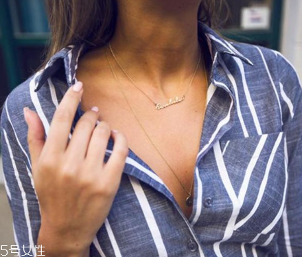 今年流行什么鎖骨鏈？鎖骨鏈流行什么款式？