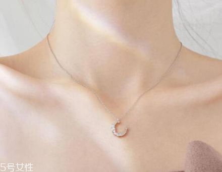 今年流行什么鎖骨鏈？鎖骨鏈流行什么款式？