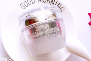 素顏霜是彩妝嗎？素顏霜屬于彩妝嗎？