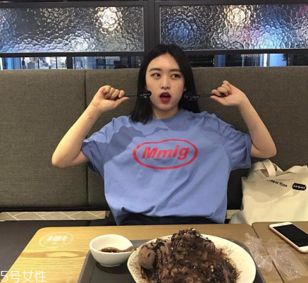 t恤什么顏色好看？t恤買什么顏色好？