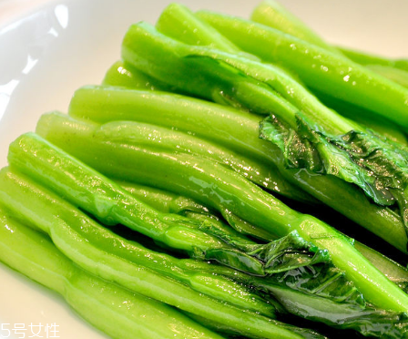 芥蘭和橄欖菜的區(qū)別 芥蘭是橄欖菜嗎？