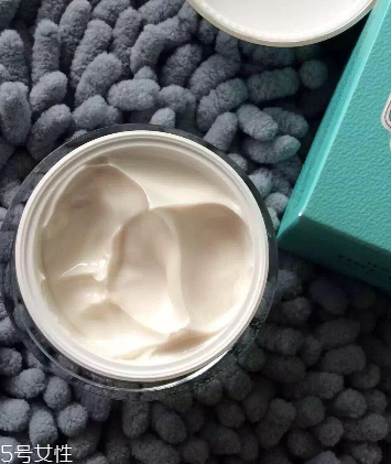 素顏霜脫妝太快怎么辦？怎么讓素顏霜更持久？