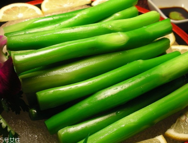 芥蘭能和雞蛋一起吃嗎？芥蘭和雞蛋的做法