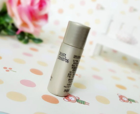 羽西精華液怎么用？羽西精華液使用心得