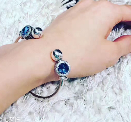 貓眼石手鐲一般多少錢？貓眼石手鐲市場價格