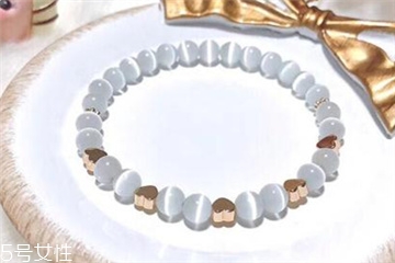 貓眼石怎么辨別真假？貓眼石真假鑒定方法